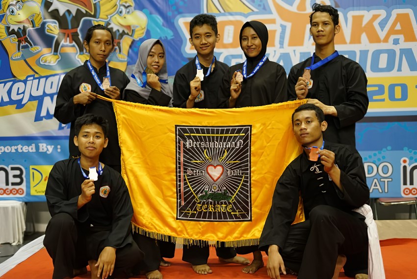 Pencak silat Amikom Yogyakarta meraih 7 Medali dalam kejuaraan nasional tahun 2019