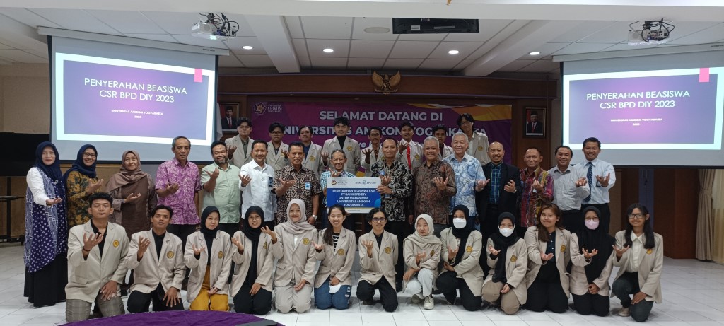 25 mahasiswa Mendapat Beasiswa CSR BANK BPD DIY