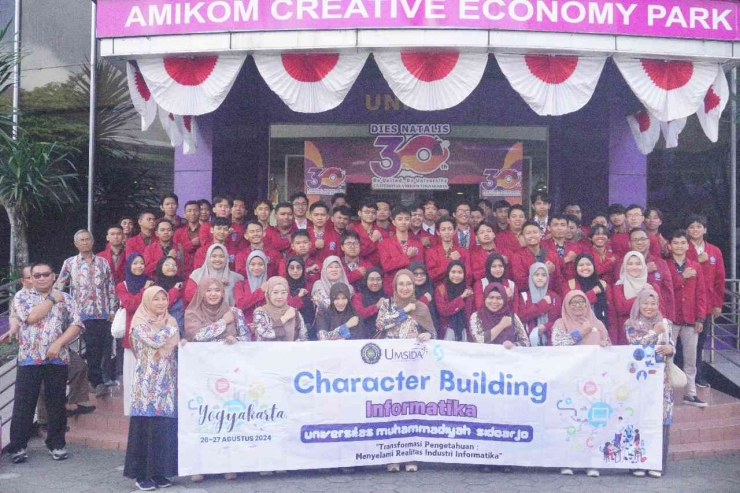 Universitas Amikom Yogyakarta menerima kunjungan dari Fakultas Sains dan Teknologi Universitas Muhammadiyah Sidoarjo